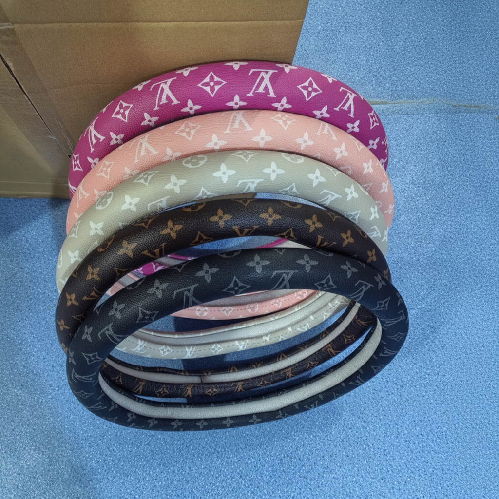 Lv steering wheel cover
